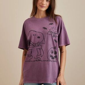 American Eagle Snoopy Halloween oversized t shirt L/ XL